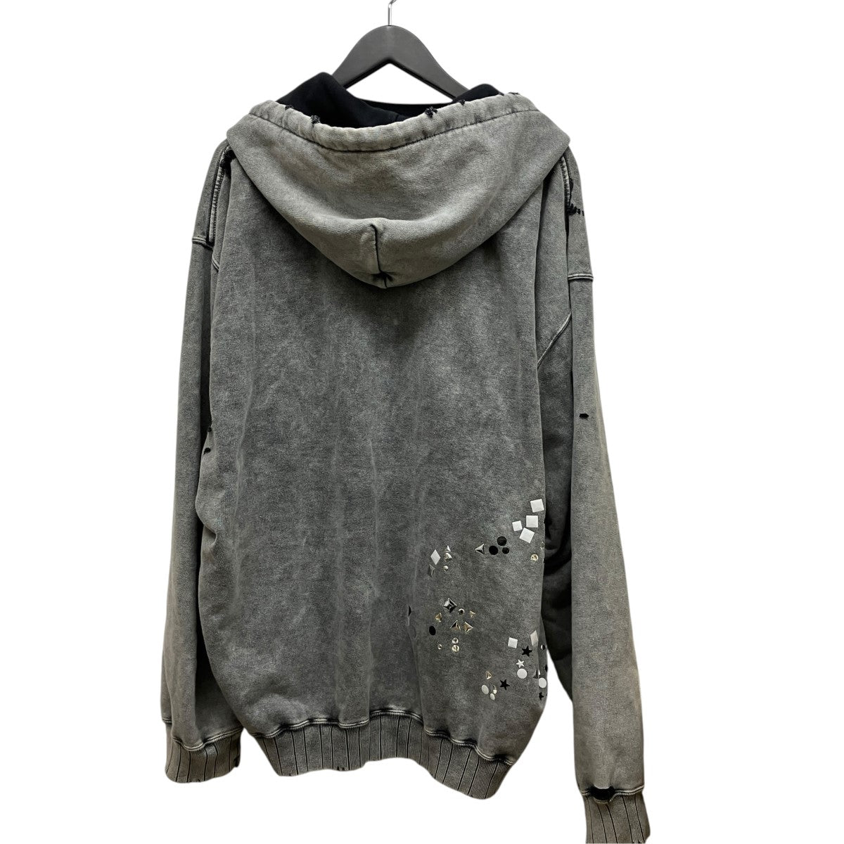Maison MIHARA YASUHIRO EMBELLISHED BLEACHED HOODIEステッカーデザインダメージ加工フーデッドパーカーA15HD561 古着・中古-2枚目のアイテム画像