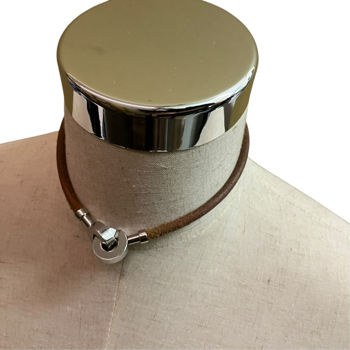 HERMES ランスロットレザーチョーカー 古着・中古-1枚目のアイテム画像