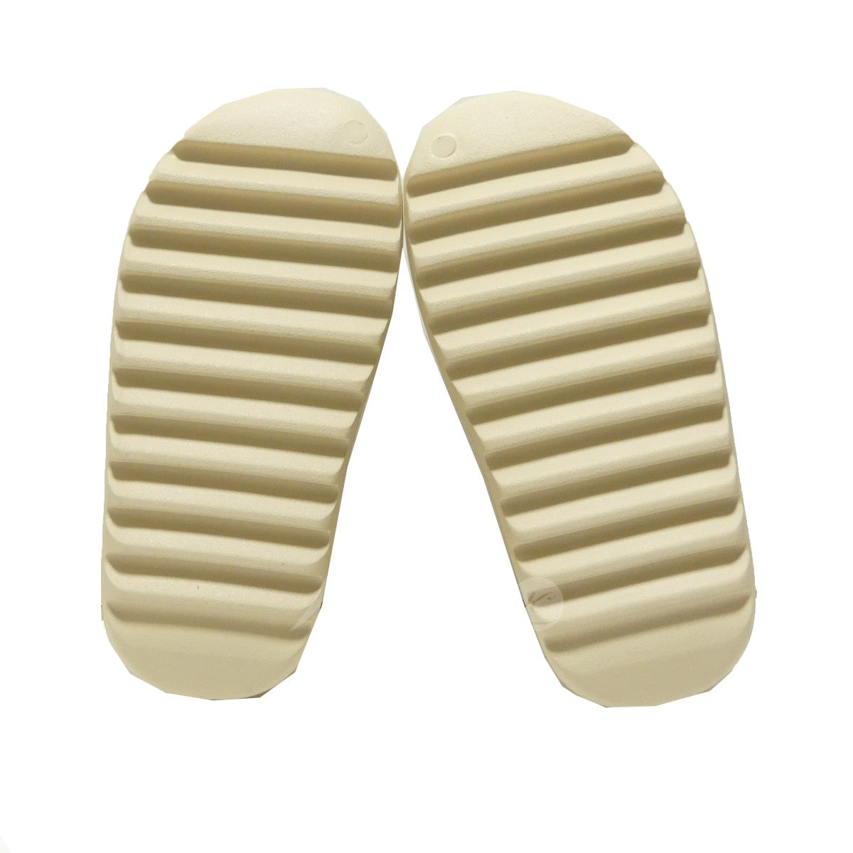 adidas Originals by KANYE WEST(アディダスオリジナルスバイカニエウエスト) YEEZY SLIDE BONE イージー  スライド サンダル