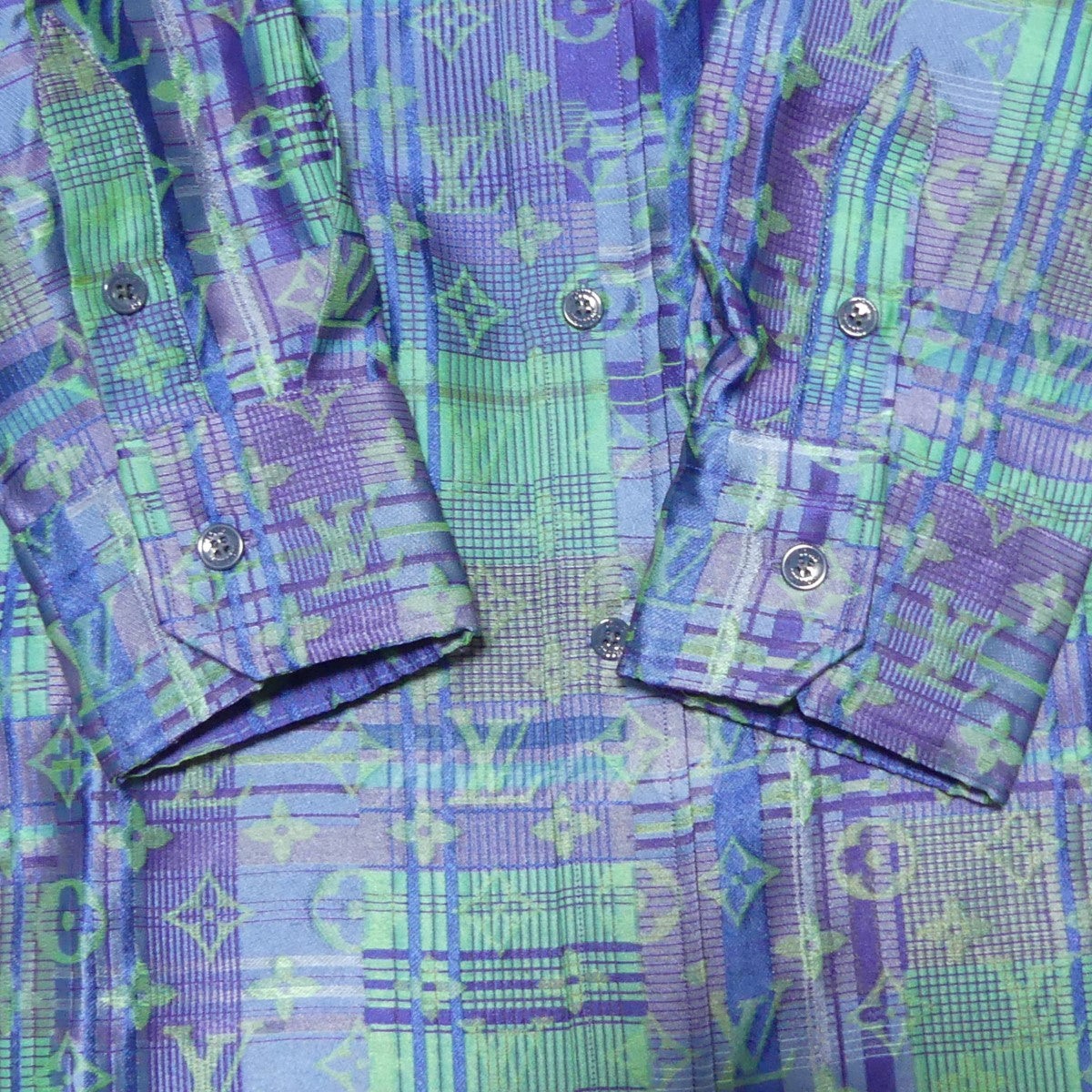 LOUIS VUITTON(ルイヴィトン) モノグラム ネオンチェックシャツ RM212 