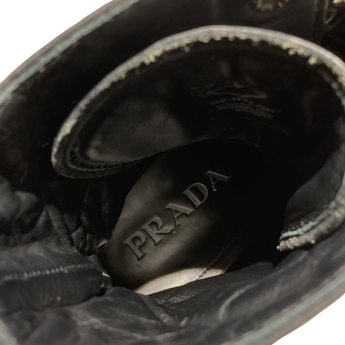 【本日限定価格‼️】　プラダ　モノリス　ブーツ 2UE007 サイズ7 PRADA(プラダ) / モノリス/ブーツ/--/BLK/2ue007 | 中古品の販売・通販