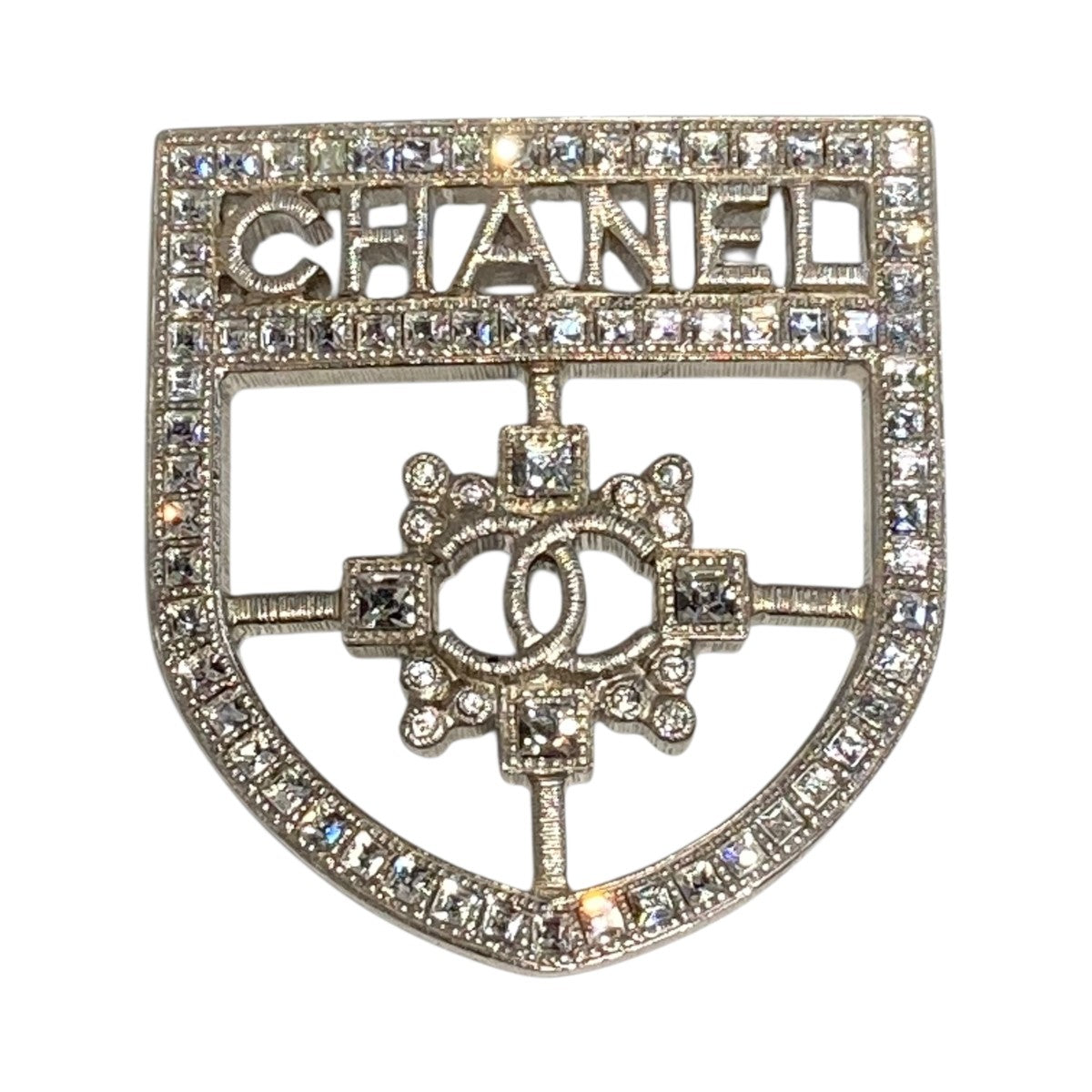 CHANEL エンブレム ロゴ ラインストーン ブローチ 古着・中古-1枚目のアイテム画像
