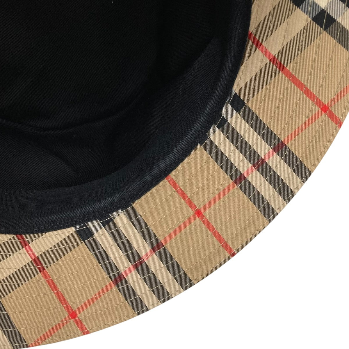 バーバリーの2 PANEL BUCKET HAT チェック バケットハット 8026927です。 BURBERRY 古着・中古 ファッション小物 アイテム