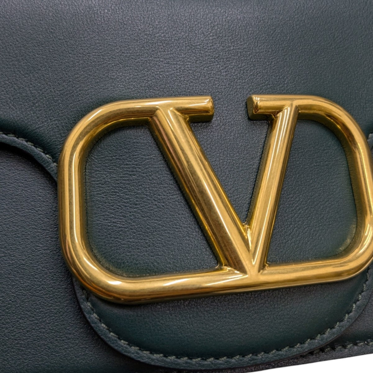 VALENTINO ボディバッグ ロコ カーフスキン クロスボディバッグ for メンズ インチ Pink Pp