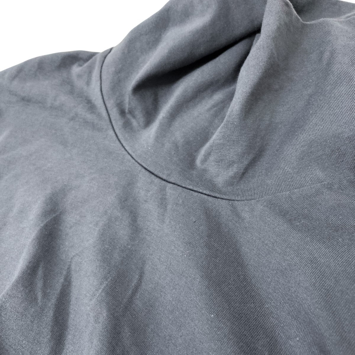 LAD MUSICIAN(ラッドミュージシャン) タートルネックカットソー