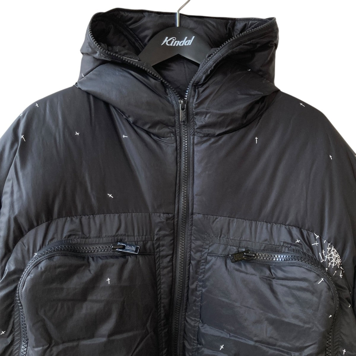 UNDERCOVER(アンダーカバー) 24AW総柄ダウンジャケットUC2D4207