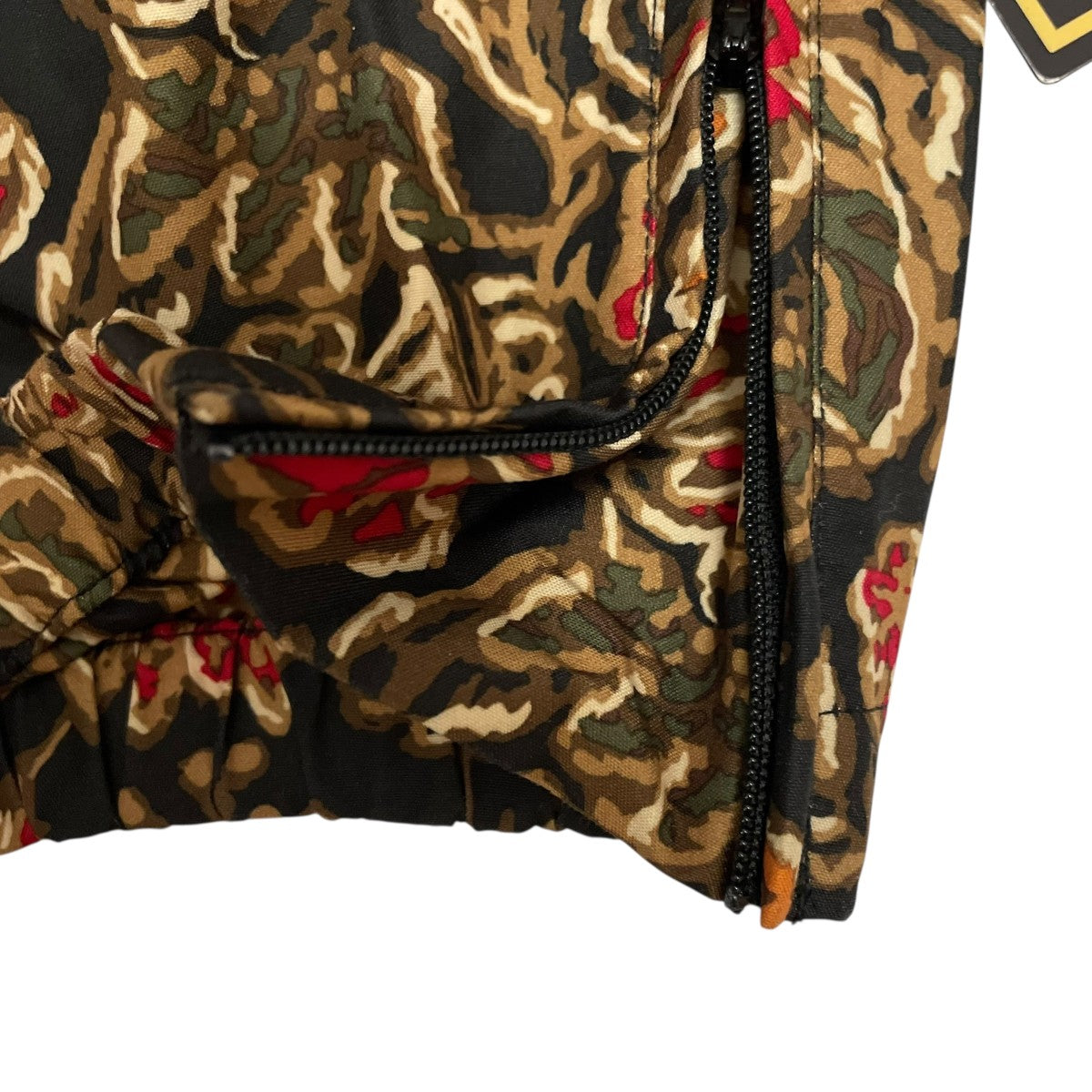 Supreme(シュプリーム) 18AW GORE-TEX Pant Flower Print ゴールド
