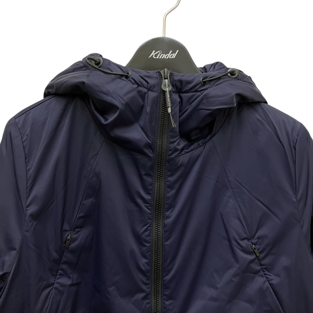 INSULATED STRETCHY JACKETブルゾン