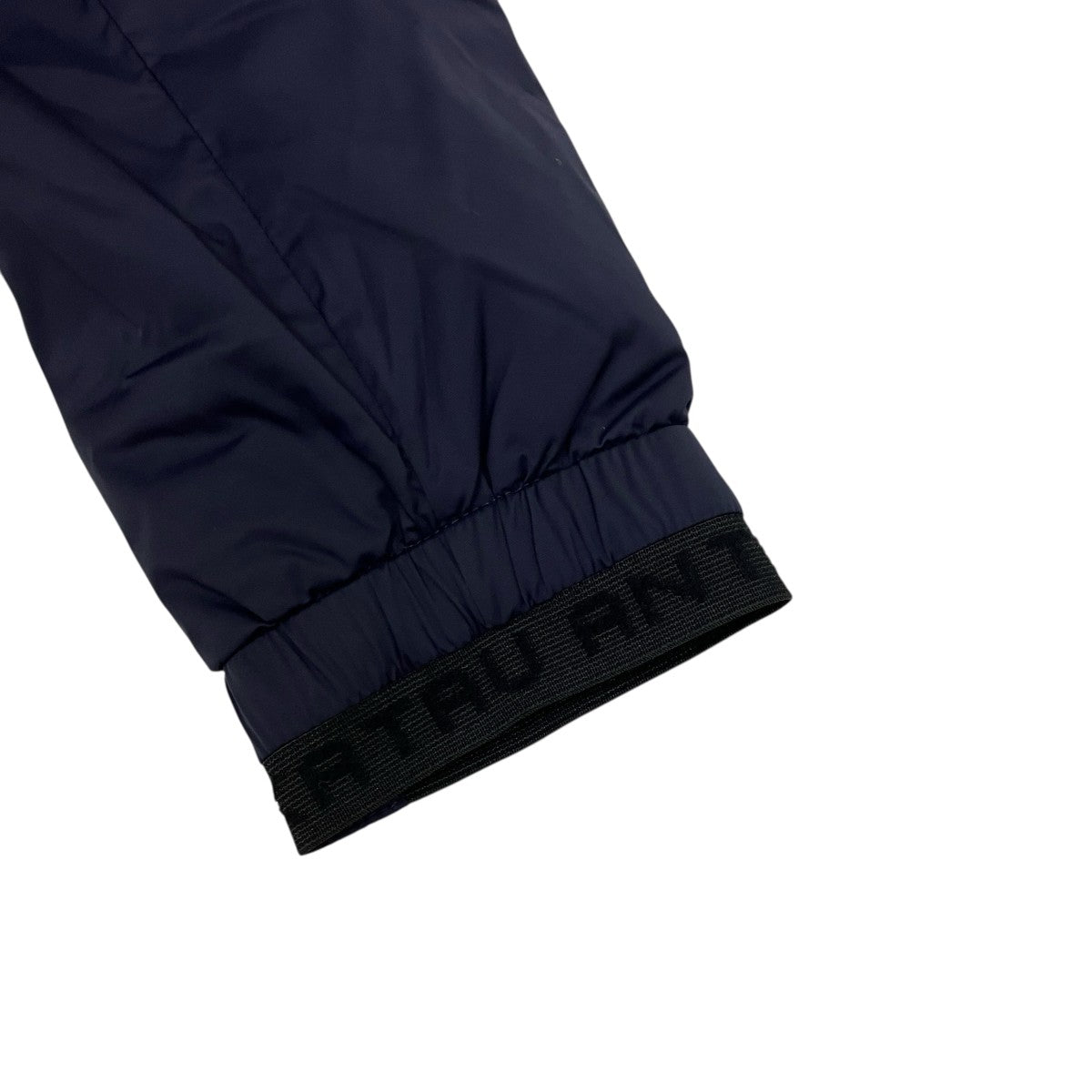 INSULATED STRETCHY JACKETブルゾン