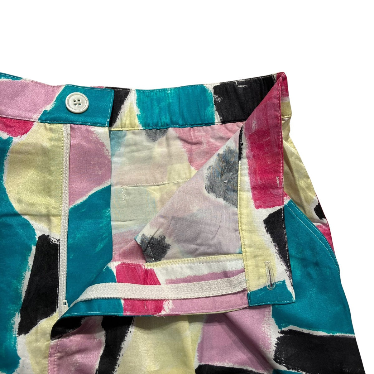 FUN SHORTショートパンツ