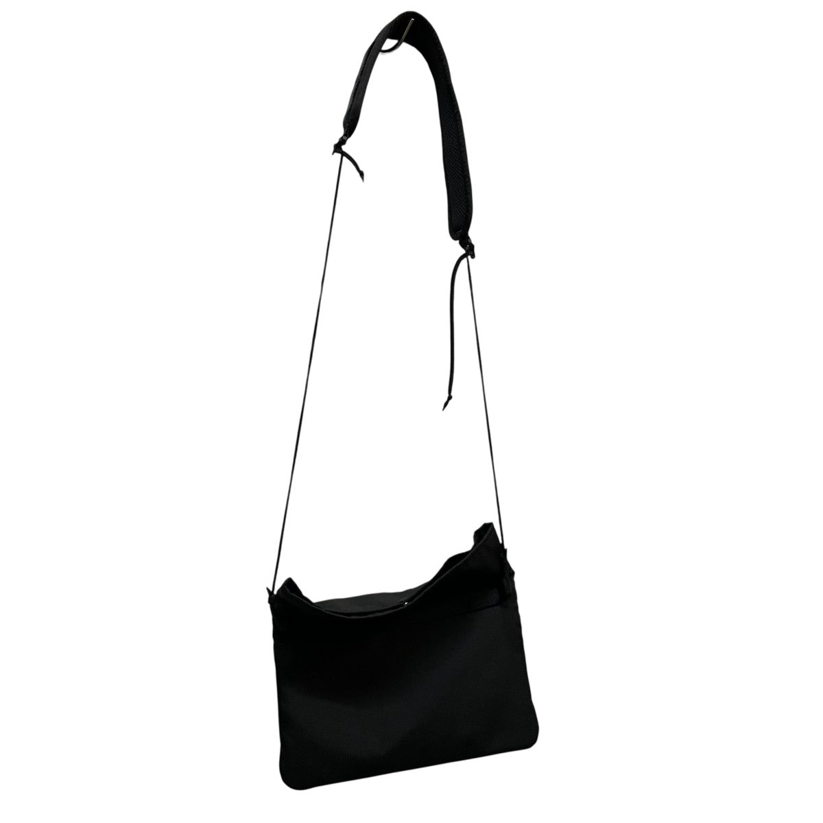 MONCLER ブラック ショルダーバッグ MONCLER ショルダーバッグ TECH CROSSBODY 5L00008 M2155