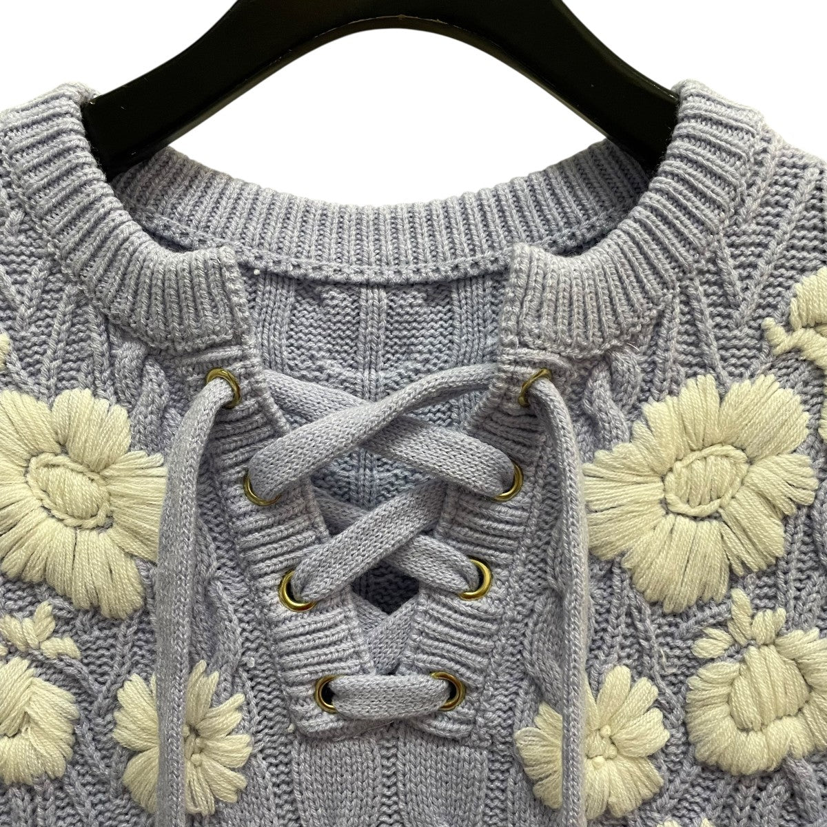 GRACE CONTINENTAL(グレースコンチネンタル) 刺繍ケーブルニット