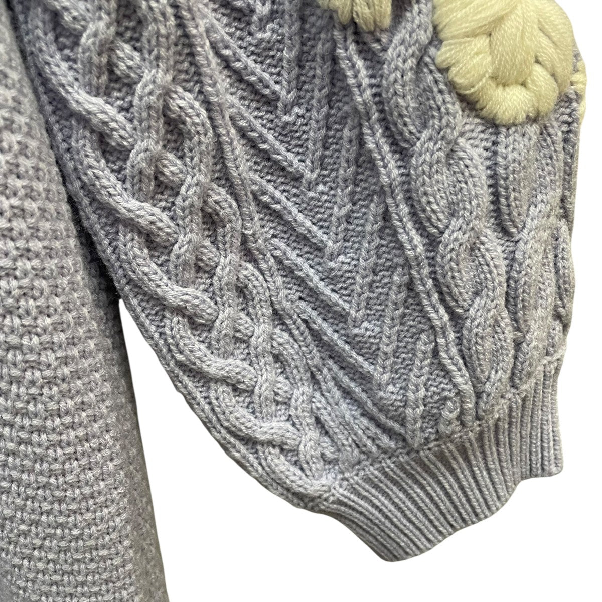 GRACE CONTINENTAL(グレースコンチネンタル) 刺繍ケーブルニット