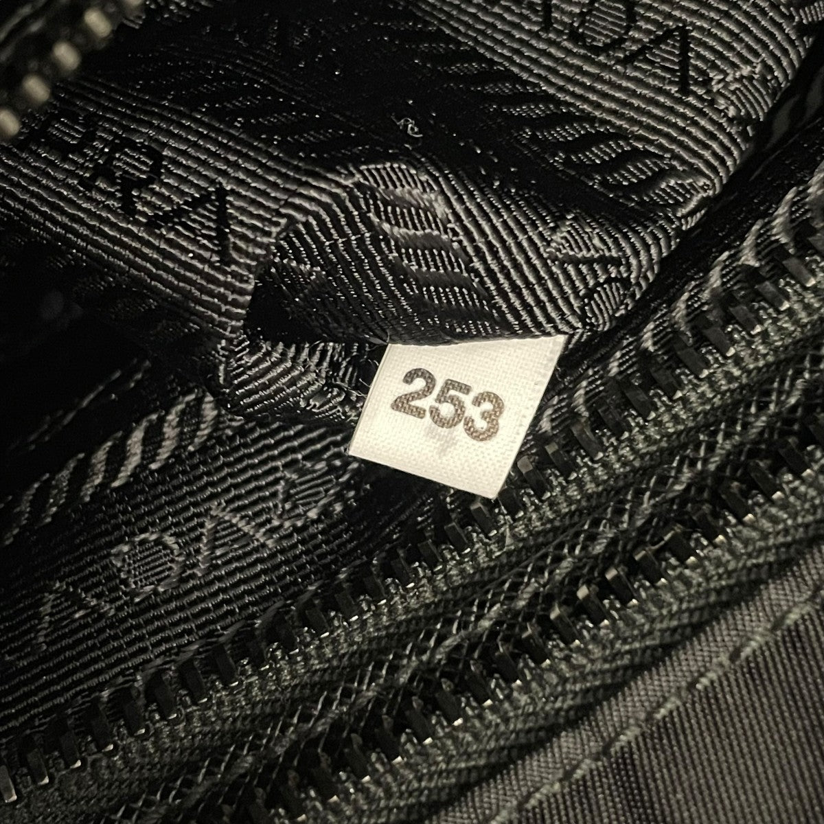 PRADA(プラダ) ショルダーバッグ2VH797 2VH797 ブラック｜【公式