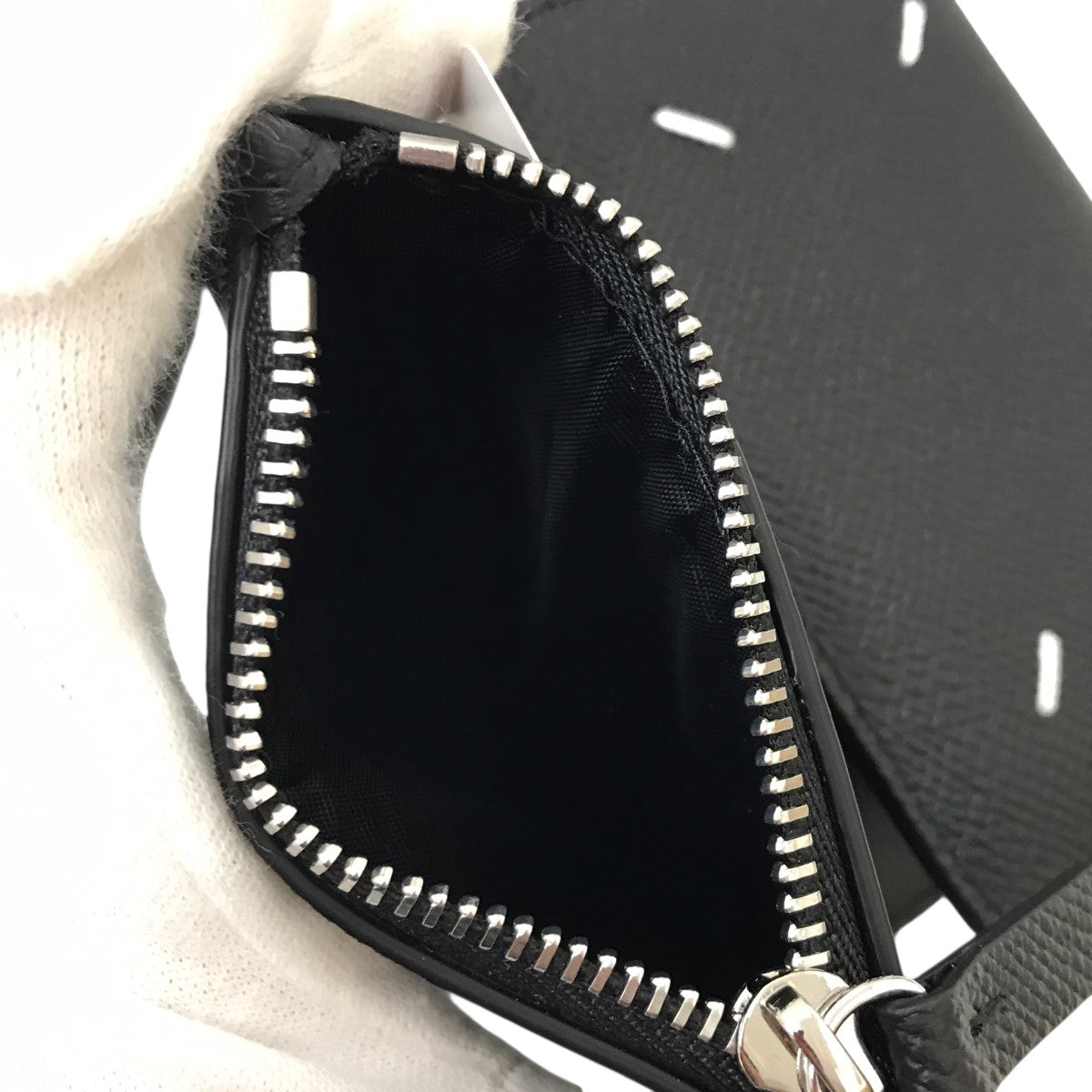 新品・未使用【Maison Margiela】財布 黒 SA3UI0017 Maison Margiela メゾンマルジェラ 財布 三つ折り財布 SA3UI0017