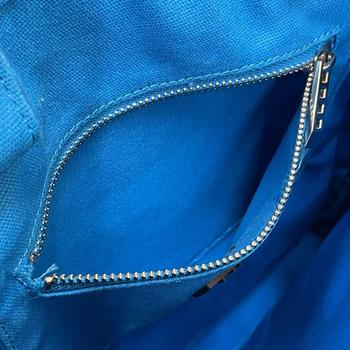 UN3D．(アンスリード) トートバッグ ブルー｜【公式】カインドオル