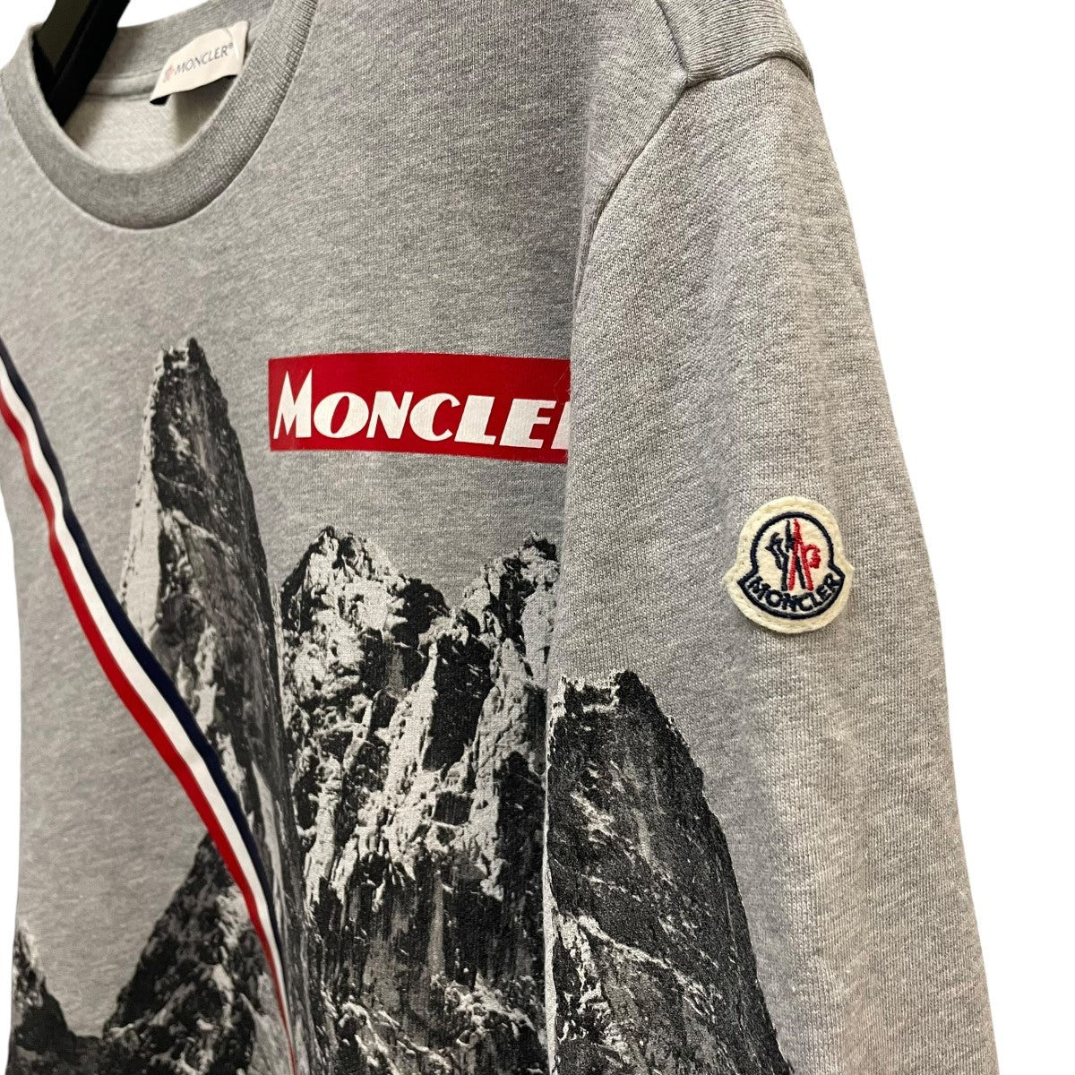 MONCLER(モンクレール) クルーネックスウェットE20918047950