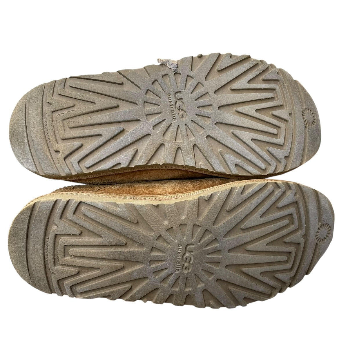 UGG(アグ) 3234スリッポン ブラウン サイズ 26｜【公式】カインドオル