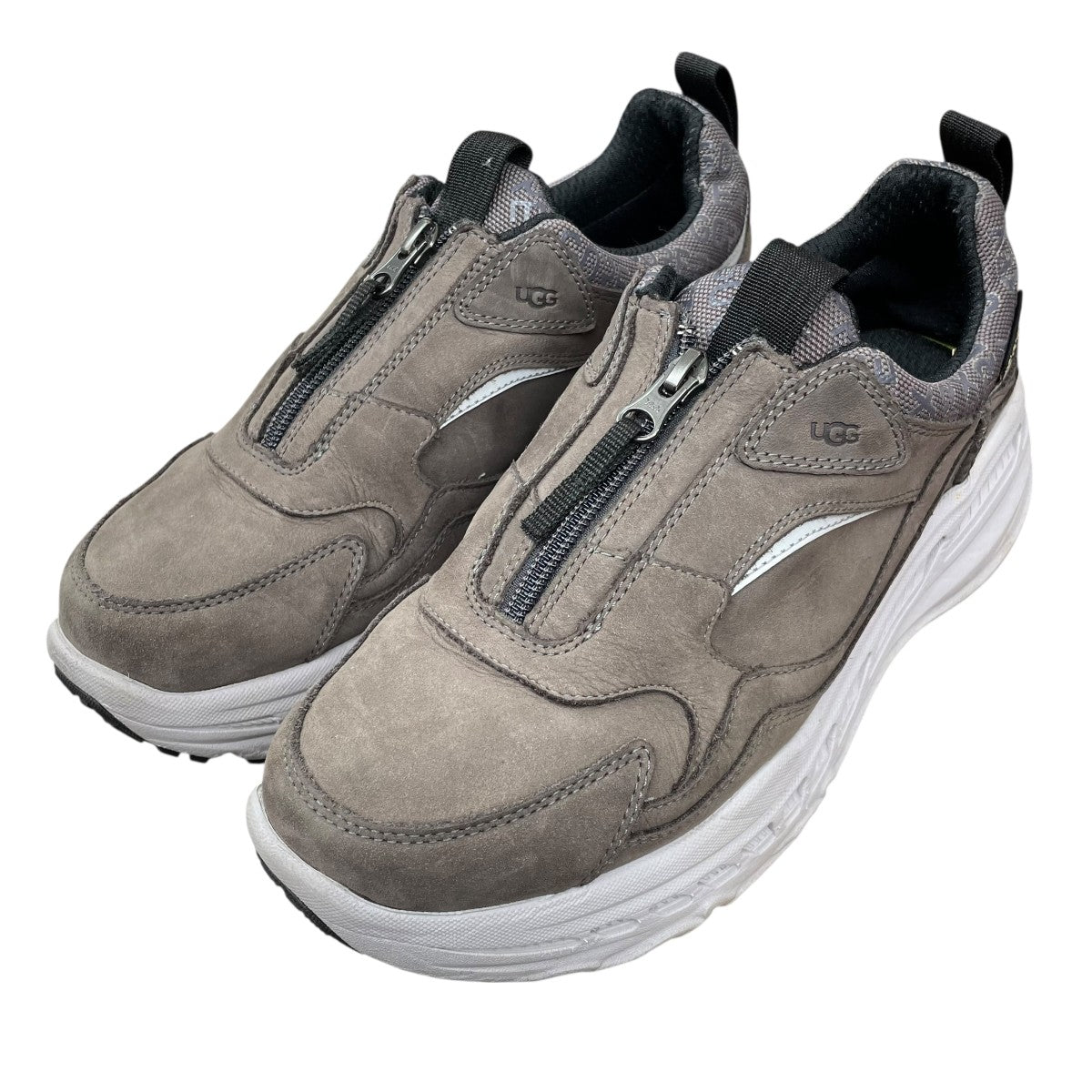 1120879スニーカー