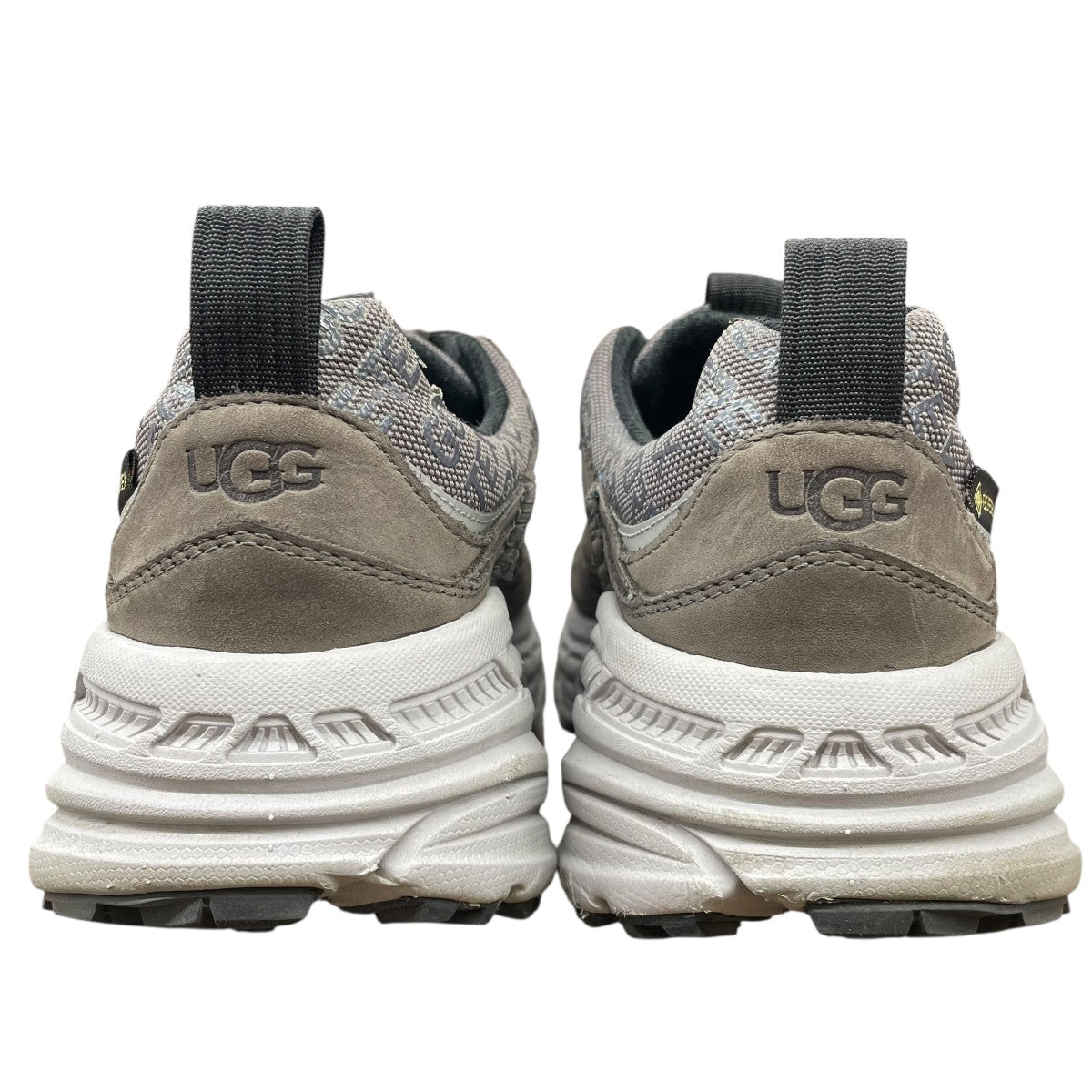 1120879スニーカー