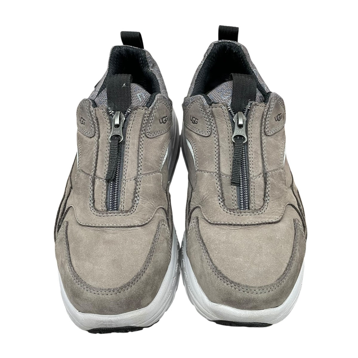 1120879スニーカー