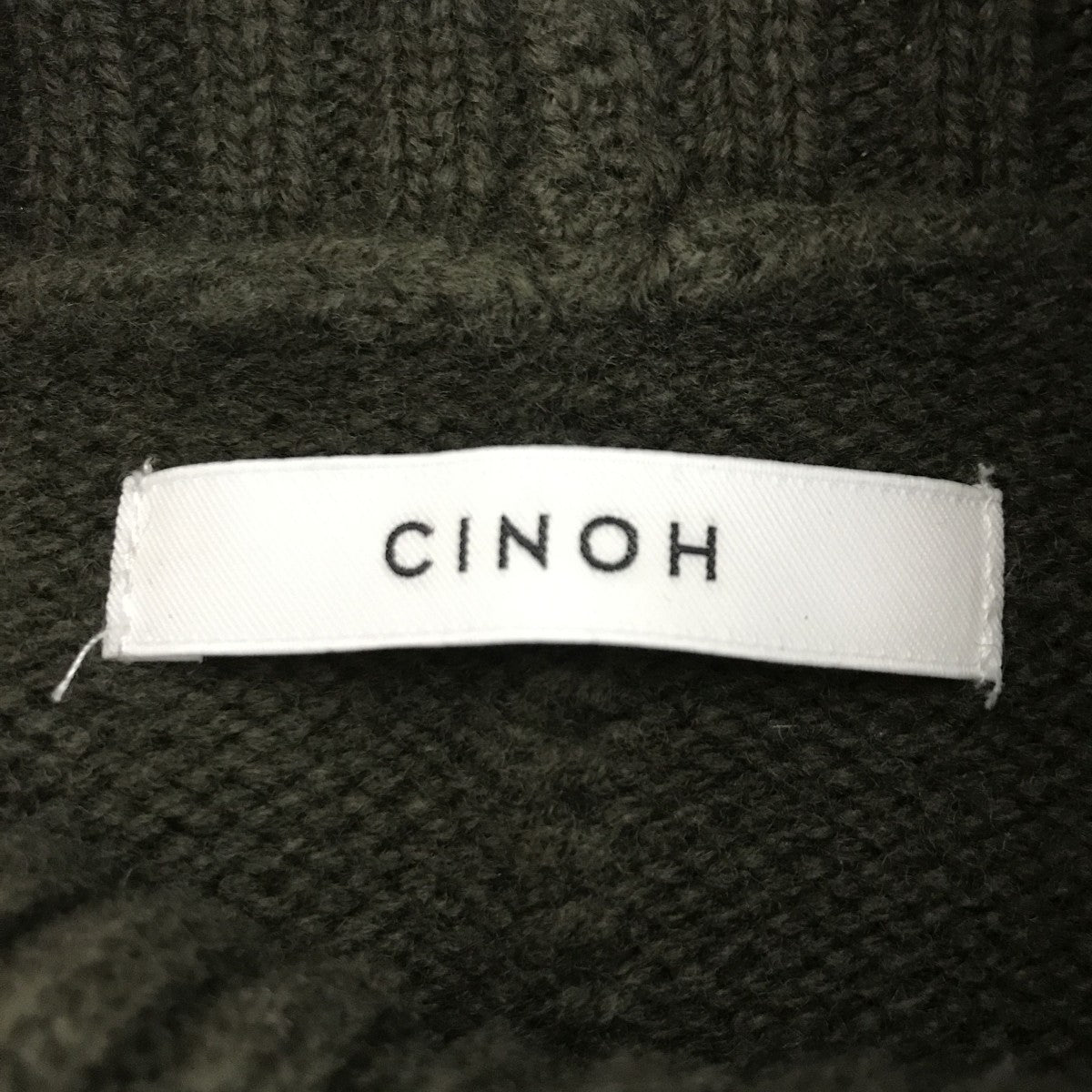 ウールハイネックニットセーター18WKN500