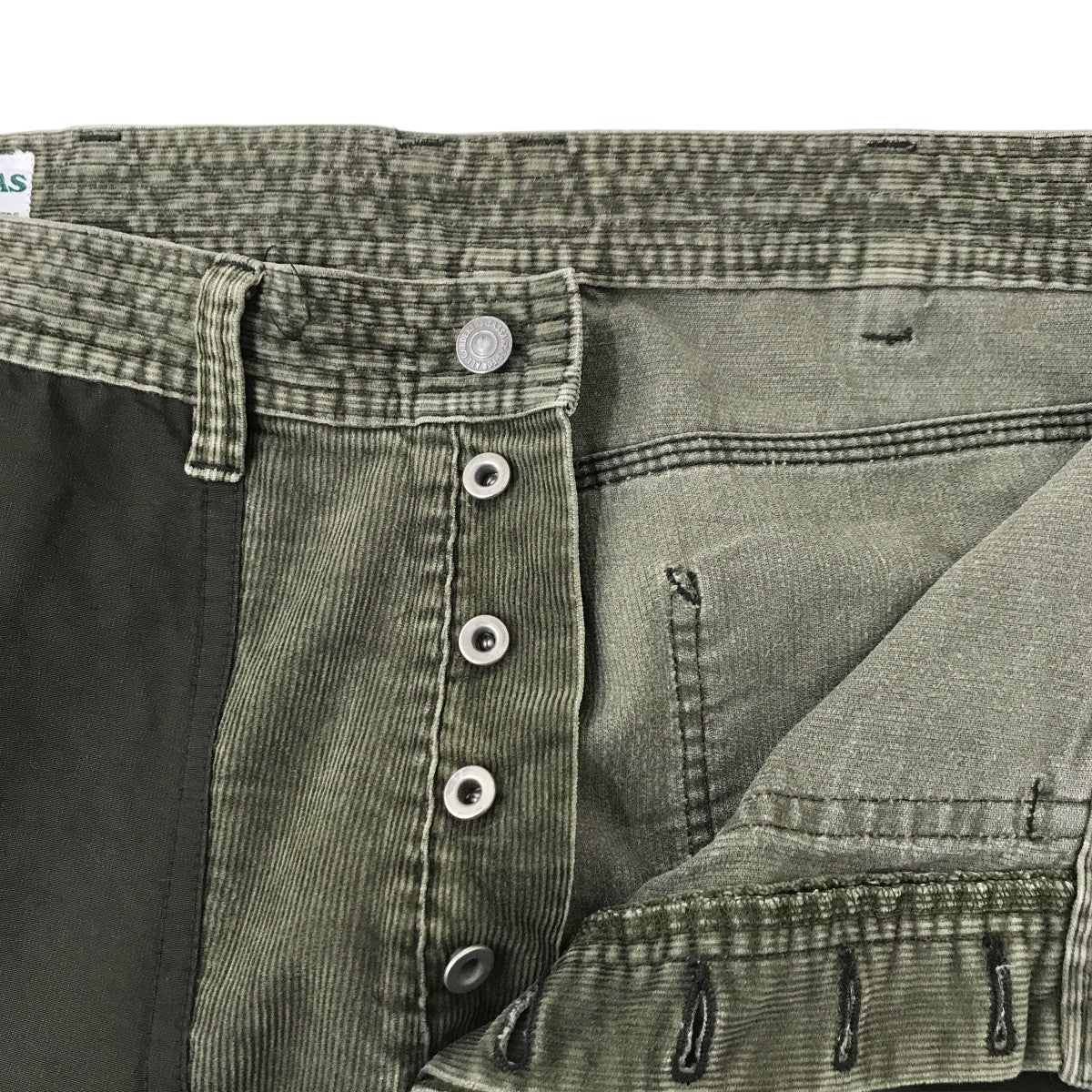 コーデュロイパンツ