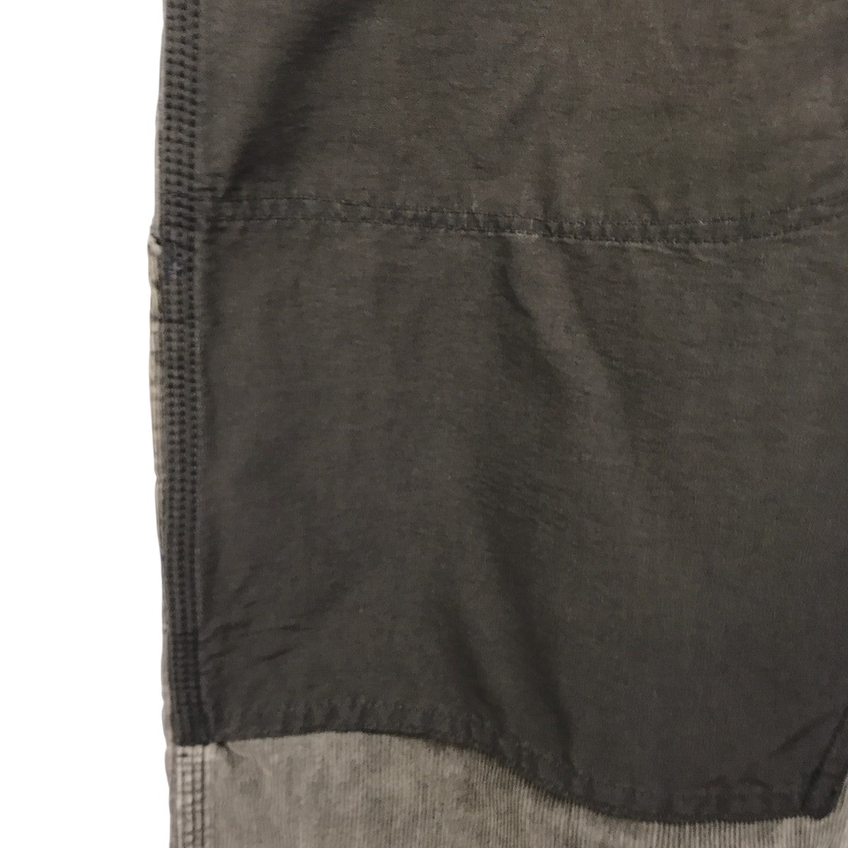 コーデュロイパンツ