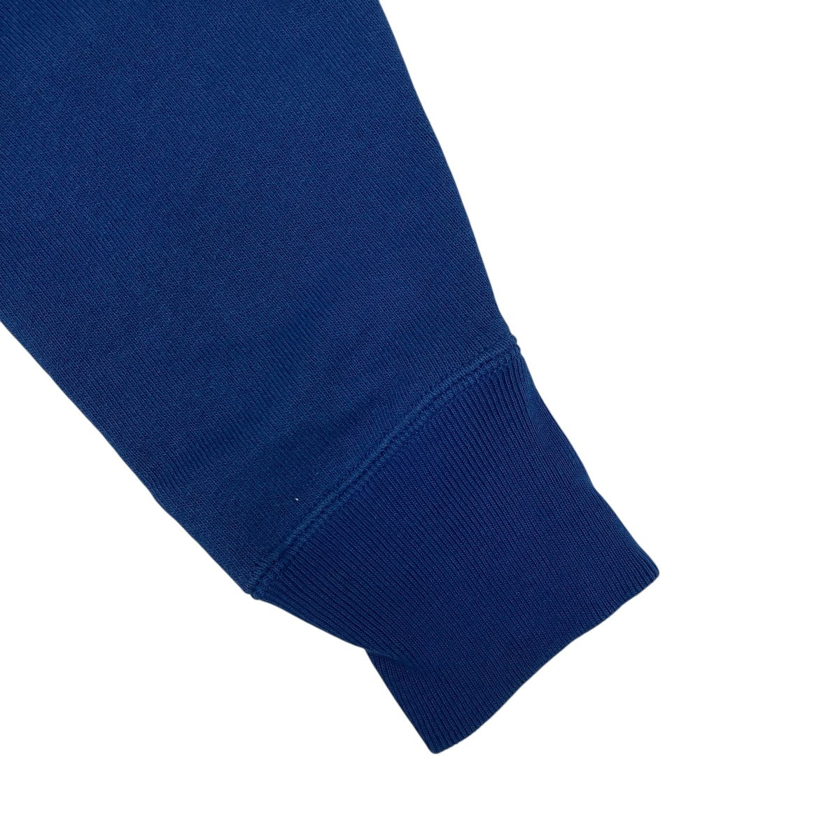 ×CHAMPIONスウェットパーカー