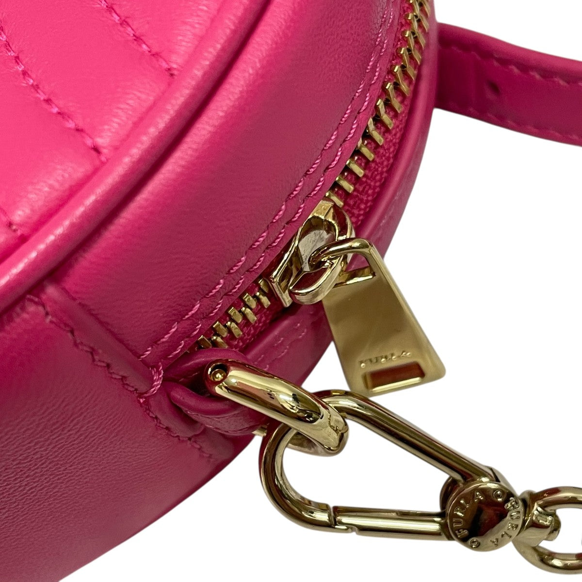 FURLA フルラ ショルダーバッグ  ピンク 【古着】【中古】【送料無料】 FURLA - FURLA フルラ ショルダーバッグ ピンク 【古着】【中古