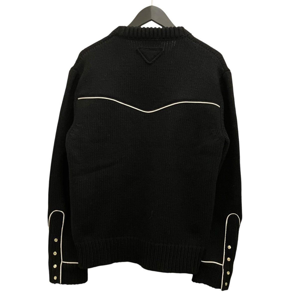 PRADA 25AW【UMF074 S000 Wool Pullover With Star Embroidery】ウールニットセーター 古着・中古-2枚目のアイテム画像