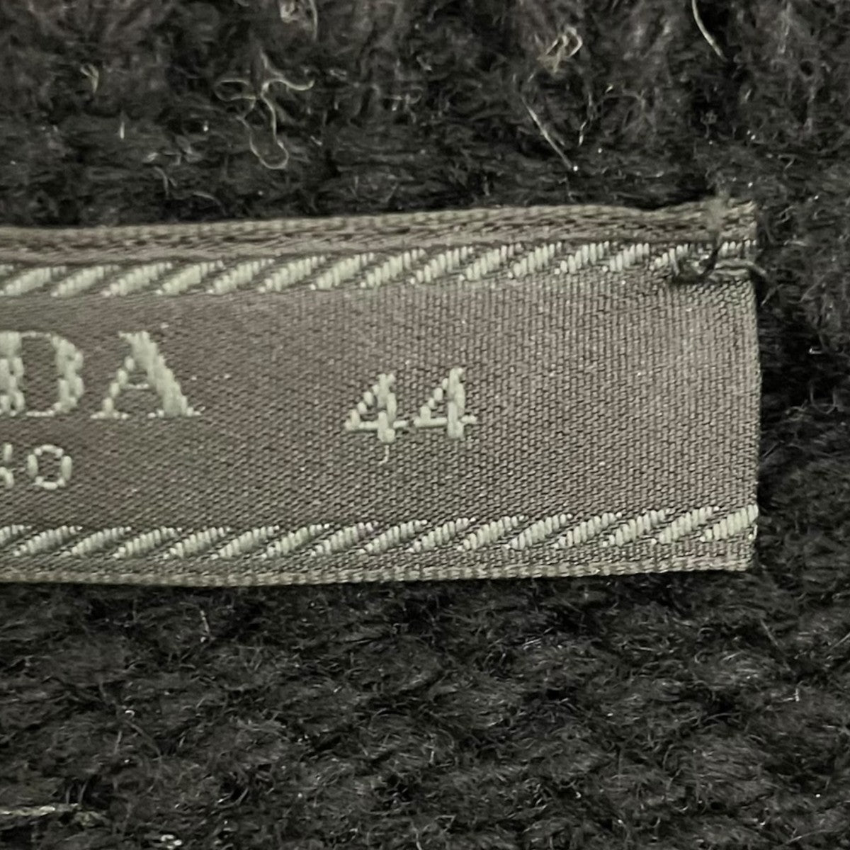 PRADA 25AW【UMF074 S000 Wool Pullover With Star Embroidery】ウールニットセーター 古着・中古-6枚目のアイテム画像