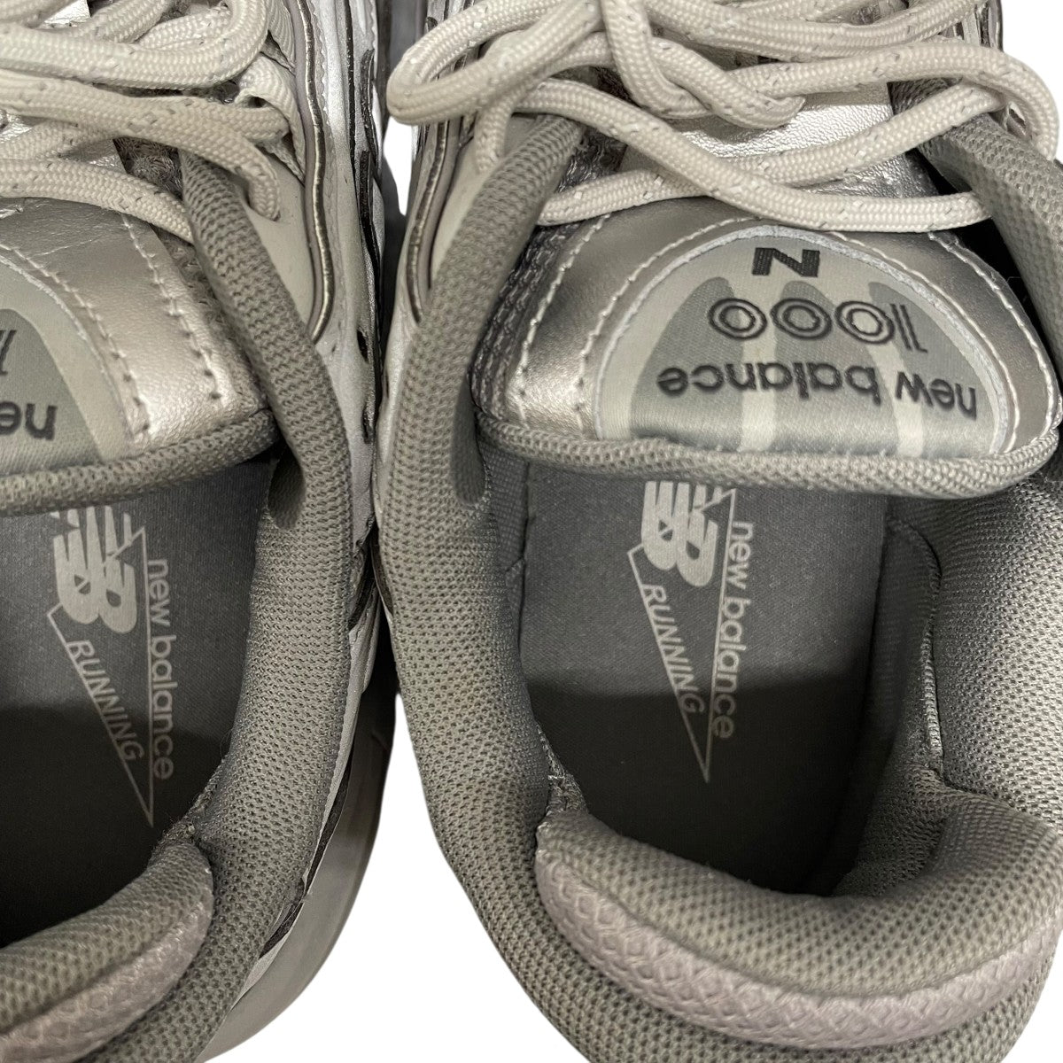 M1000TEスニーカー