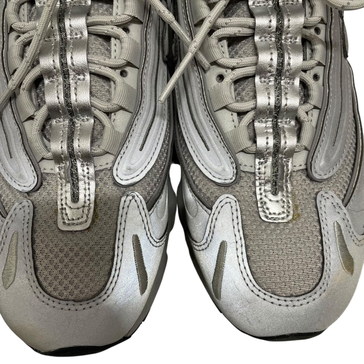 M1000TEスニーカー