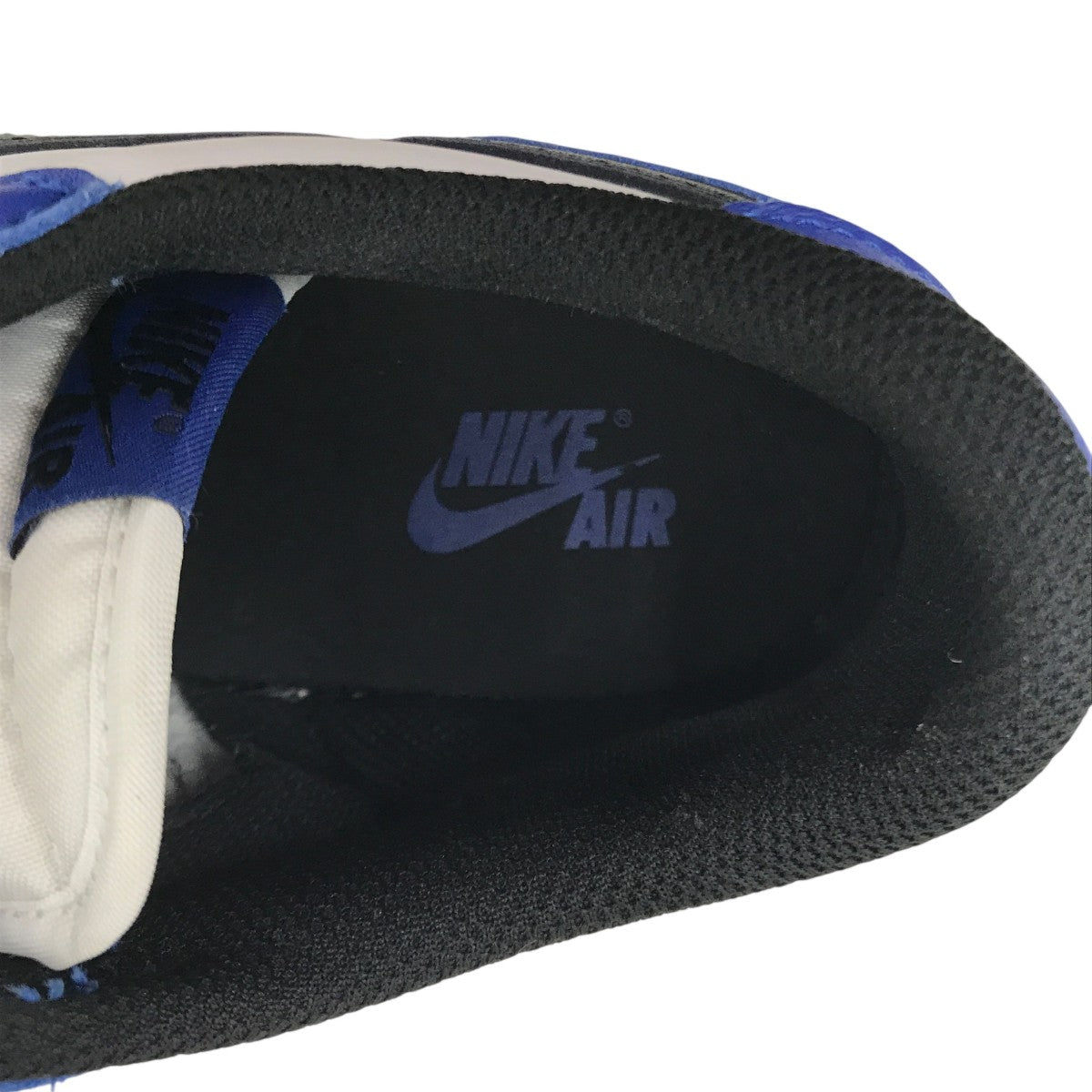 NIKE AIR JORDAN 1 RETRO LOW OG(GSAIR JORDAN 1 RETRO LOW OG(GS)スニーカーCZ0858-140 古着・中古-4枚目のアイテム画像