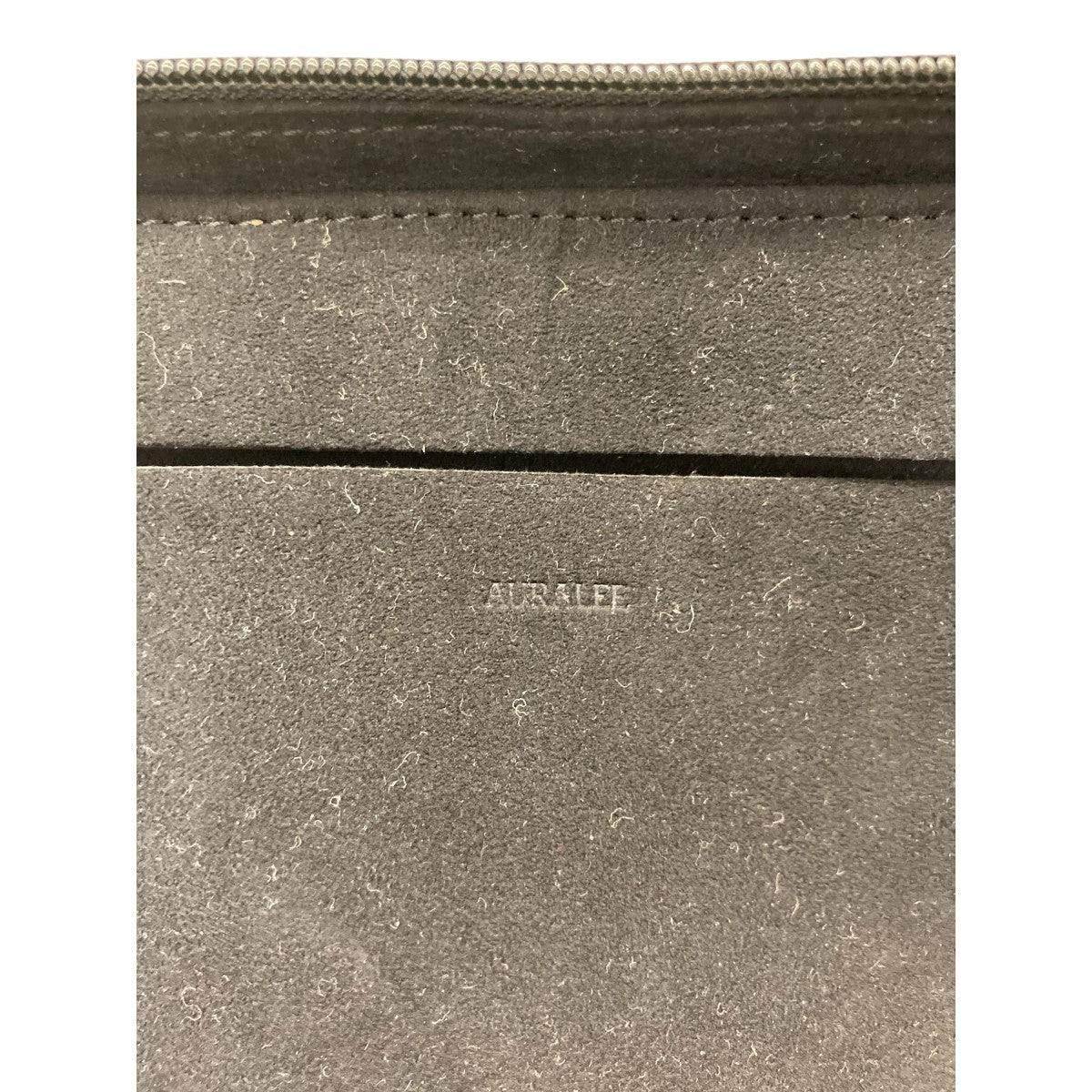 【LEATHER SMALL TRAVEL CASE MADE BY AETA】