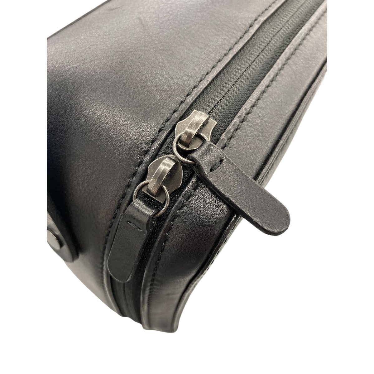 【LEATHER SMALL TRAVEL CASE MADE BY AETA】