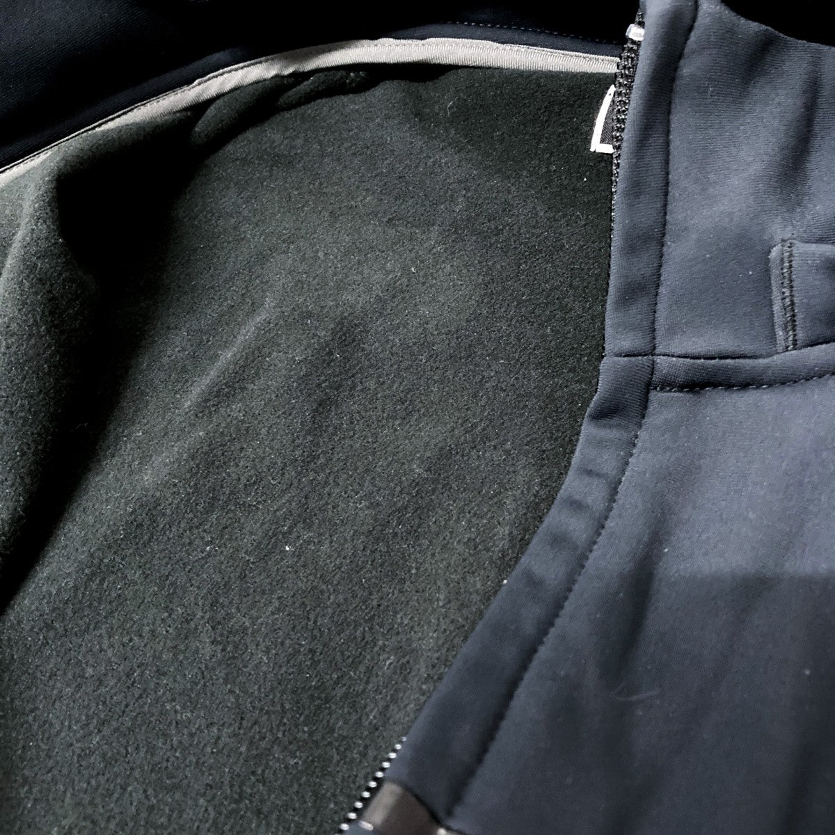 アルティカジップアップフーディSYG 23A019ABS