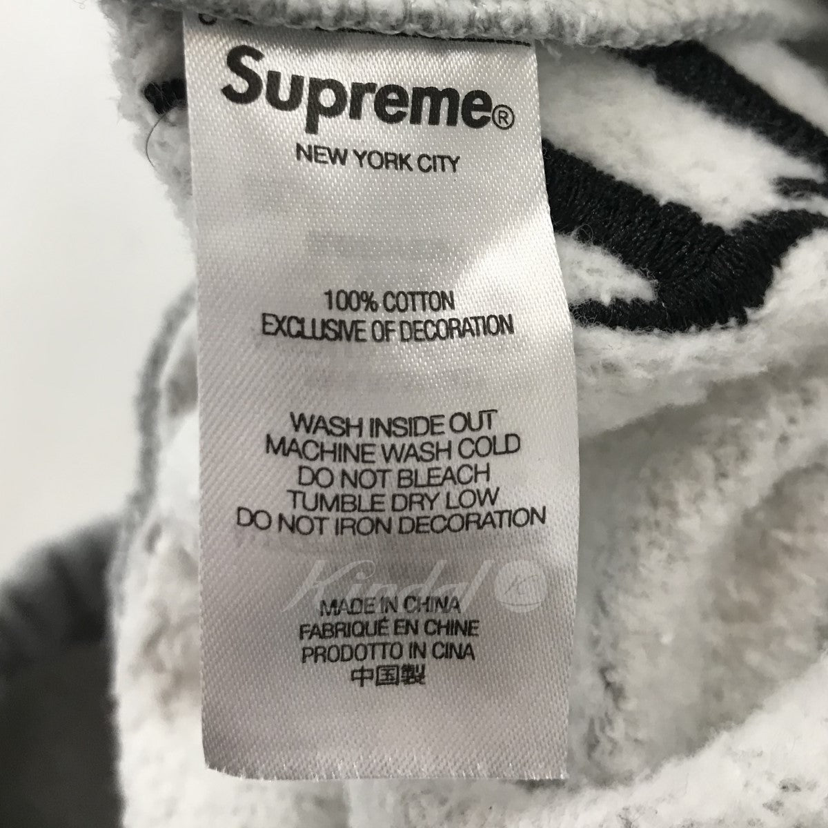 SUPREME(シュプリーム) 21AW｢Raised Embroidery Sweatpant｣レイズドエンブロイダリーパンツ グレー サイズ M｜【公式】カインドオルオンライン  ブランド古着・中古通販【kindal】