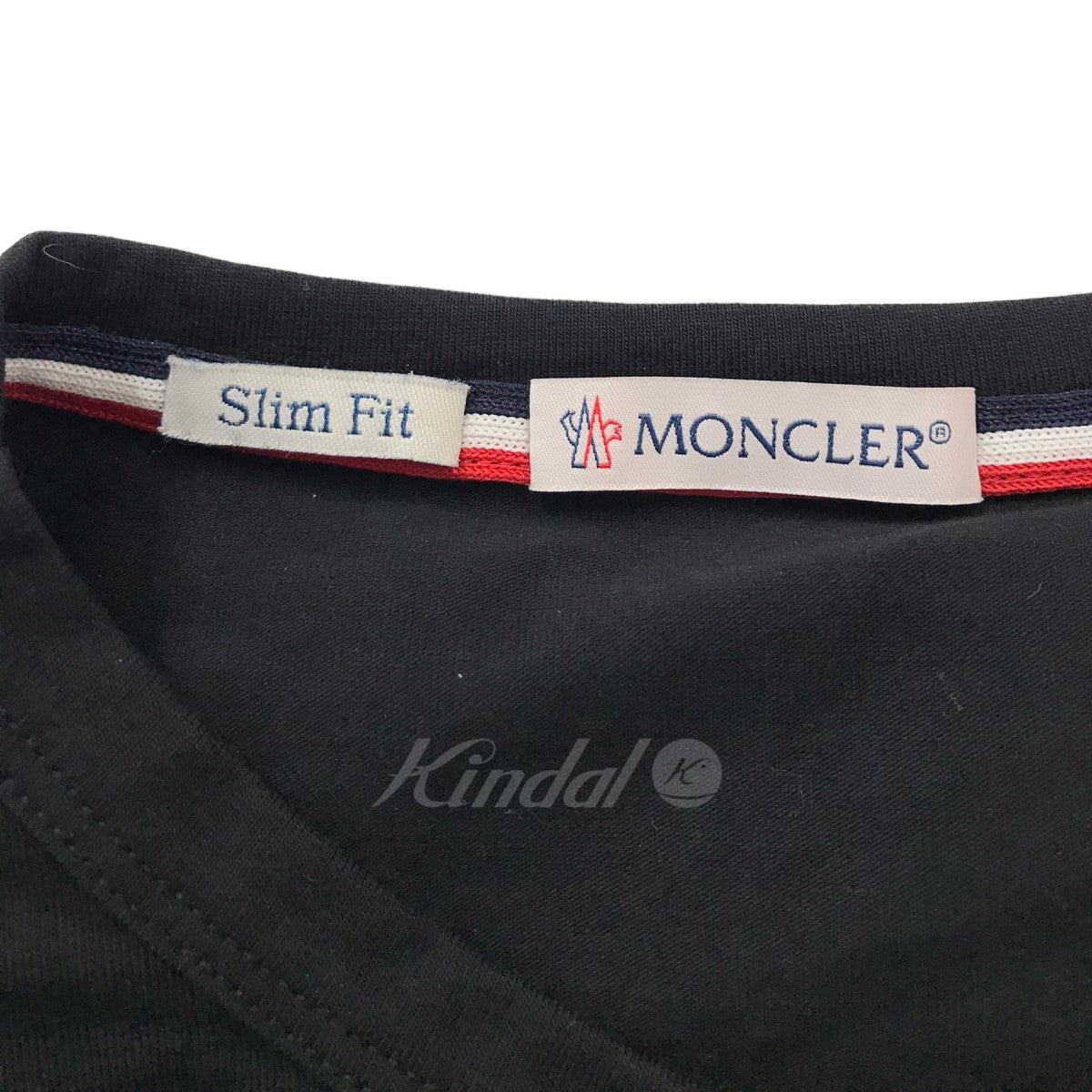 MONCLER(モンクレール) ｢MAGLIA T-SHIRT｣SLIM FITワッペンTシャツ C-SCOM-18-1664 ブラック サイズ XS｜【公式】カインドオルオンライン  ブランド古着・中古通販【kindal】