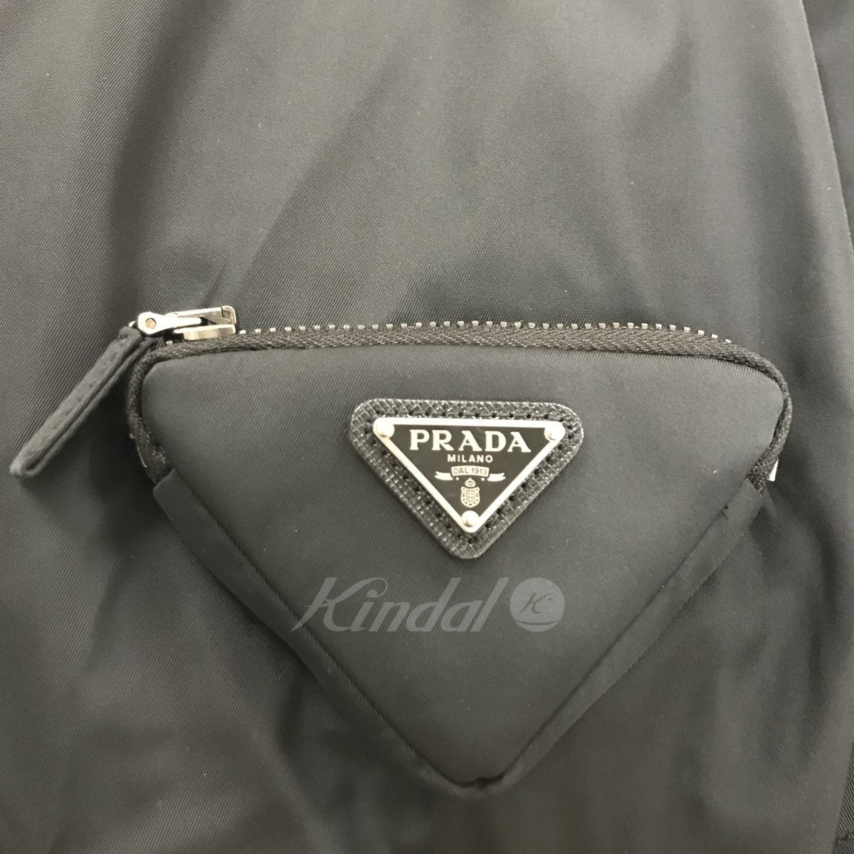 PRADA(プラダ) Re-Nylonレインコート SGC007 ブラック サイズ L｜【公式】カインドオルオンライン  ブランド古着・中古通販【kindal】