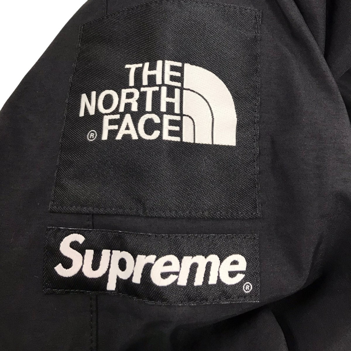 Supreme×THE NORTH FACE 古着・中古 シュプリーム×ザノースフェイスの17SS 「Trans Antarctica Expedition Pullover GORE-TEX」 トランスアンタークティカエクスペディションプルオーバージャケット NP017011です。