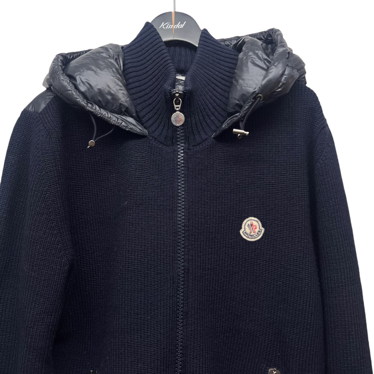 MONCLER(モンクレール) MAGLIONE TRICOT CARDIGANフードダウン切替カーディガンSCOM1300075  SCOM1300075 ネイビー サイズ XXL｜【公式】カインドオルオンライン ブランド古着・中古通販【kindal】