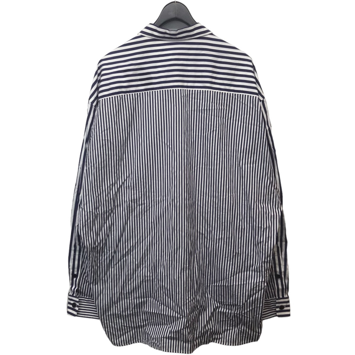 sacai×THOMAS MASON 23SS「Thomas Mason Cotton Poplin L S Shirt」ストライプコットンポプリン シャツ 23-03038M ホワイト×ネイビー サイズ 4｜【公式】カインドオルオンライン ブランド古着・中古通販【kindal】