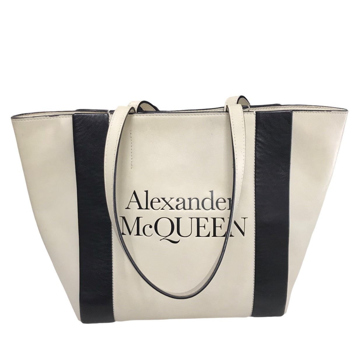 ALEXANDER McQUEEN(アレキサンダーマックイーン) 【ivory Leather Tote】ロゴレザートートバッグ  オフホワイト×ブラック｜【公式】カインドオルオンライン ブランド古着・中古通販【kindal】