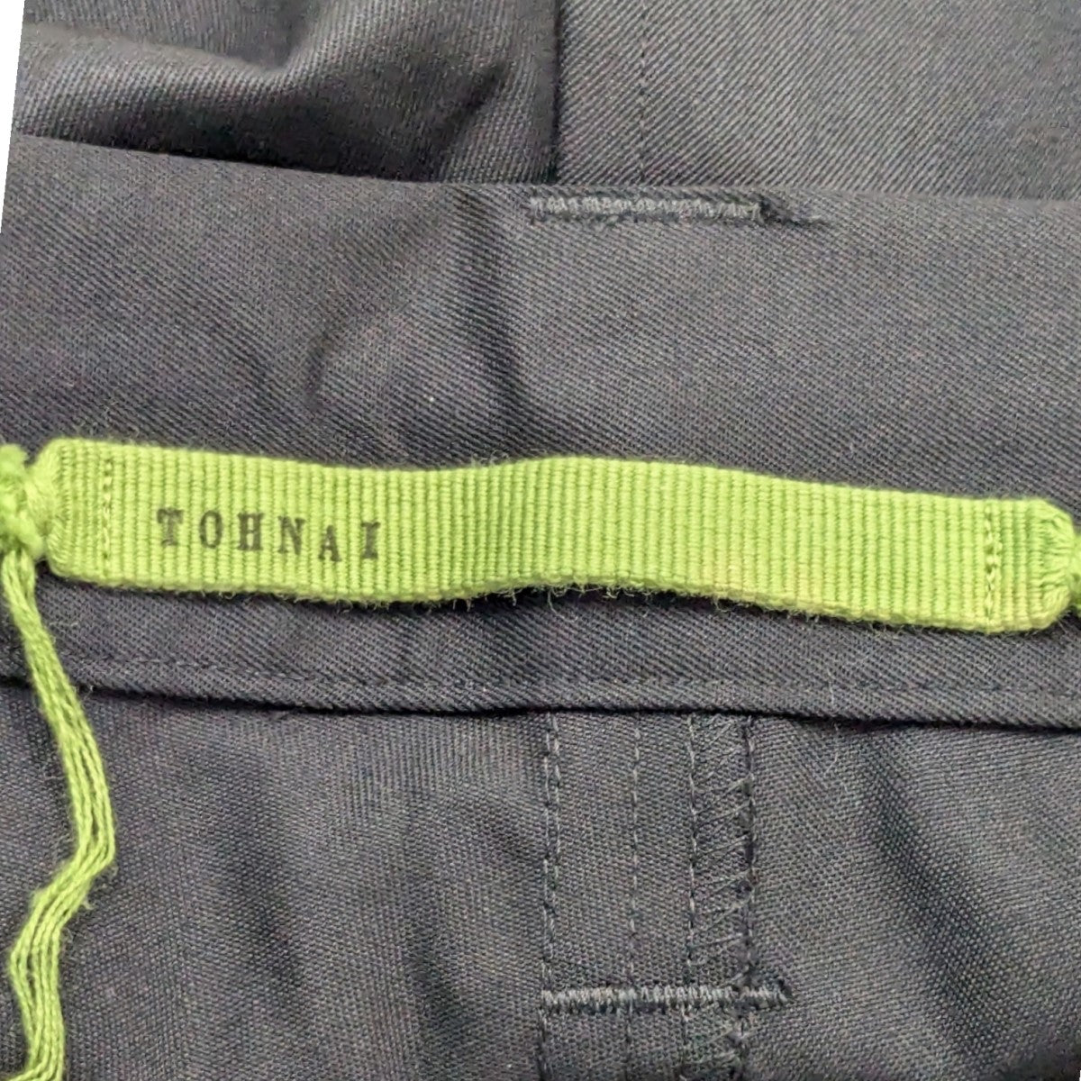 トーナイのPLEAT TROUSERS プリーツトラウザーズ TOH23SS-05です。 TOHNAI 古着・中古 ボトムス アイテム