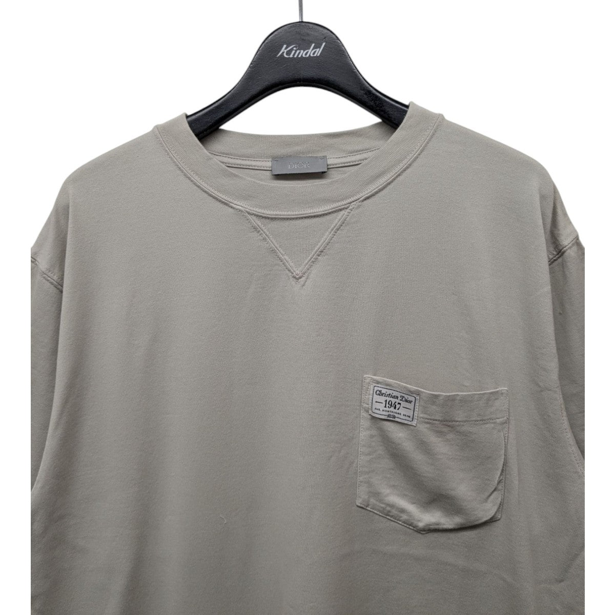 DIOR(ディオール) ロゴ刺繍ポケットTシャツ 243J634B0677 グレージュ