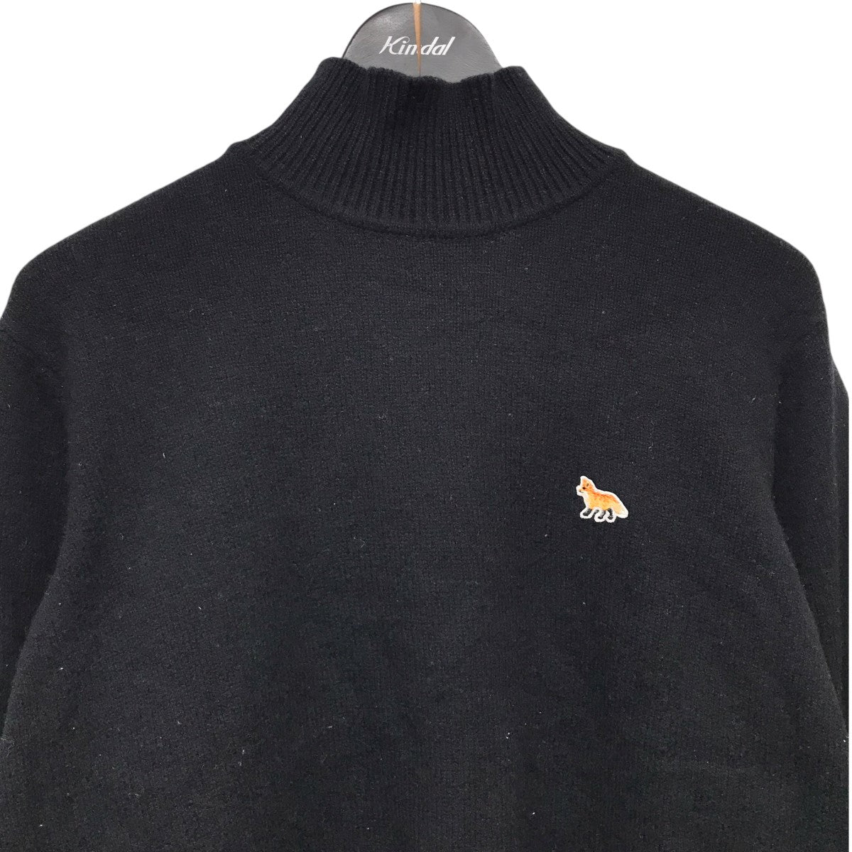 MAISON KITSUNE(メゾンキツネ) 【BABY FOX PATCH BOXY TURTLENECK】ハイネックニットHW00504KT1006  HW00504KT1006 ブラック サイズ S｜【公式】カインドオルオンライン ブランド古着・中古通販【kindal】