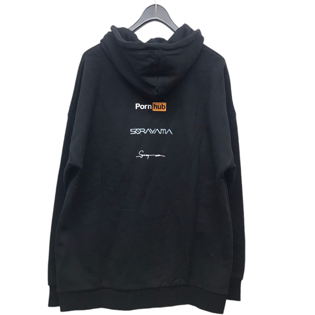 Pornhub×空山基 ロゴプルオーバーパーカー ブラック サイズ XL