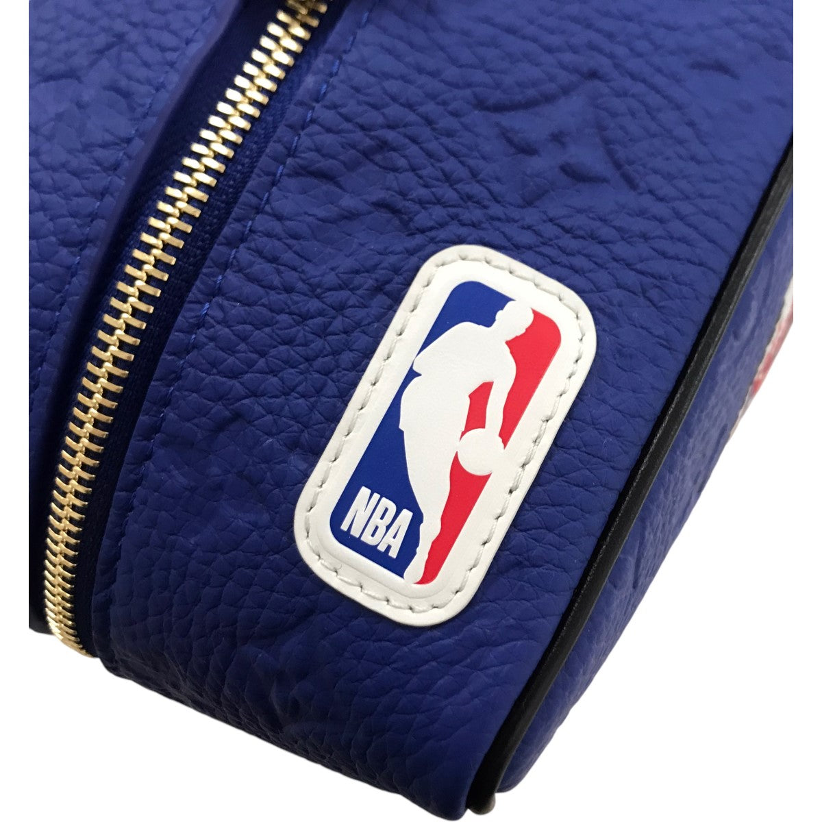 LOUIS VUITTON×NBA アンプラント クローク ドップキットハンドバッグ M21106 製造番号なし(RFID対応品)  ブルー｜【公式】カインドオルオンライン ブランド古着・中古通販【kindal】